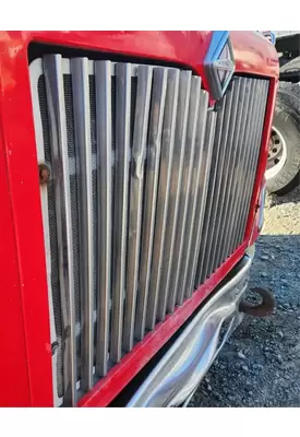 International 9200I Grille