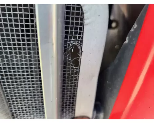 International 9200I Grille