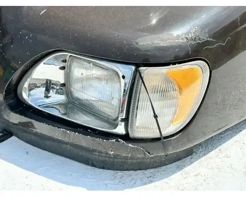 International 9200I Hood
