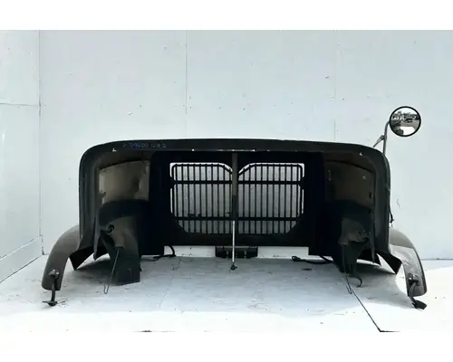 International 9200I Hood