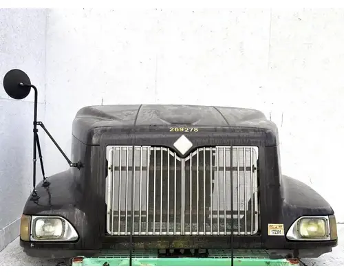 International 9200I Hood