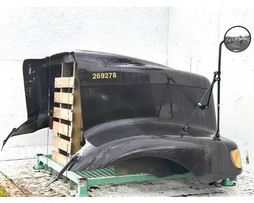 International 9200I Hood