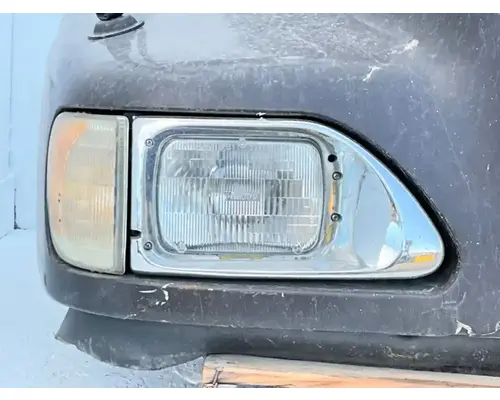 International 9200I Hood