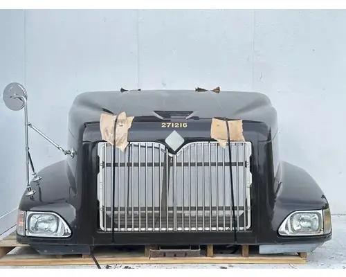 International 9200I Hood
