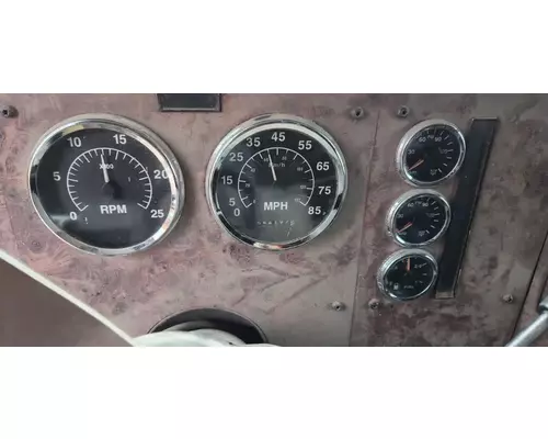 International 9200I Instrument Cluster