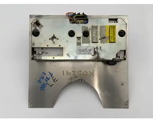 International 9200I Instrument Cluster