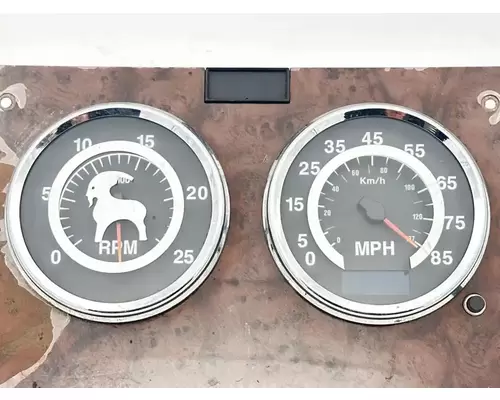 International 9200I Instrument Cluster