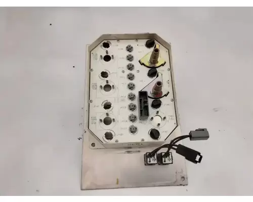 International 9200I Instrument Cluster