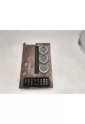 International 9200I Instrument Cluster