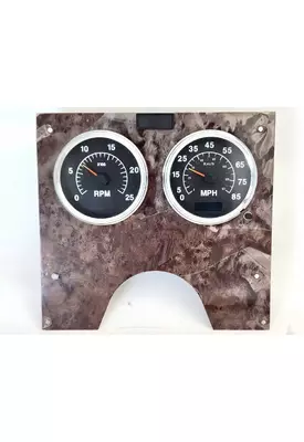 International 9200I Instrument Cluster