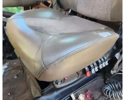 International 9200I Seat, Front