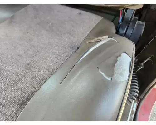 International 9200I Seat, Front
