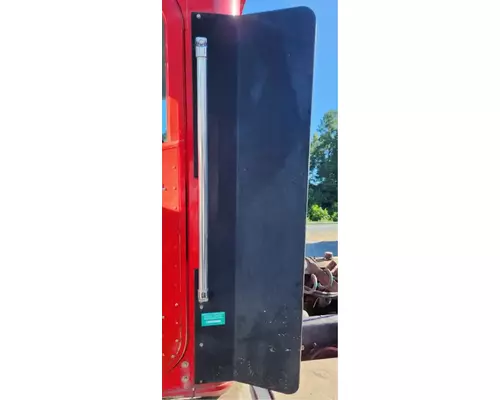 International 9200I Side Fairing