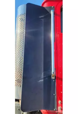 International 9200I Side Fairing