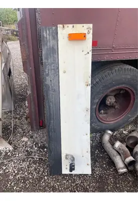 International 9200I Side Fairing