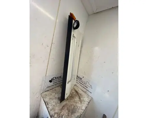 International 9200I Side Fairing