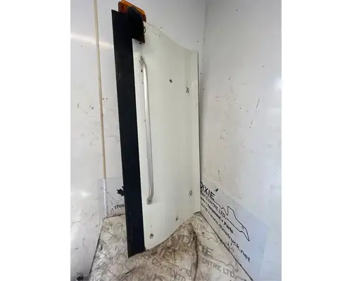 International 9200I Side Fairing