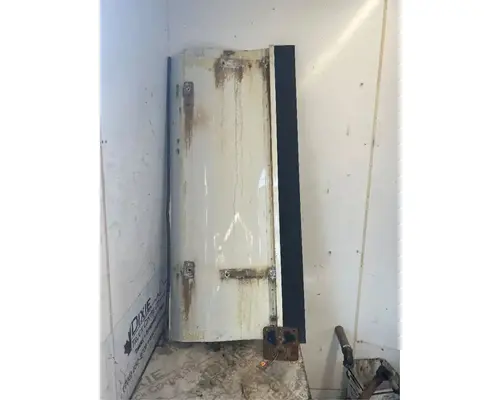 International 9200I Side Fairing