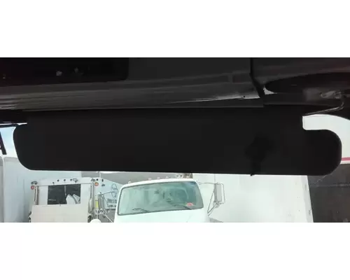 International 9200I Sun Visor (External)
