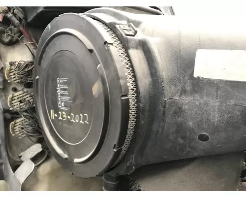 International 9200 Air Cleaner