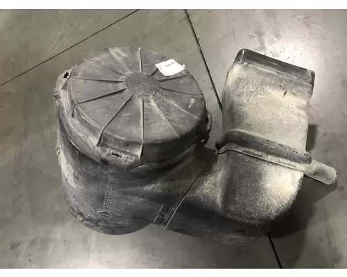 International 9200 Air Cleaner