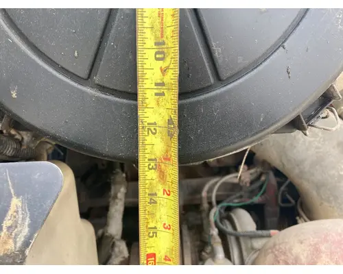 International 9200 Air Cleaner