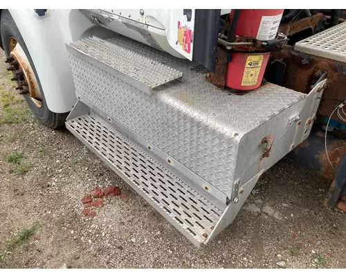 Battery Box International 9200 Vander Haags Inc Dm