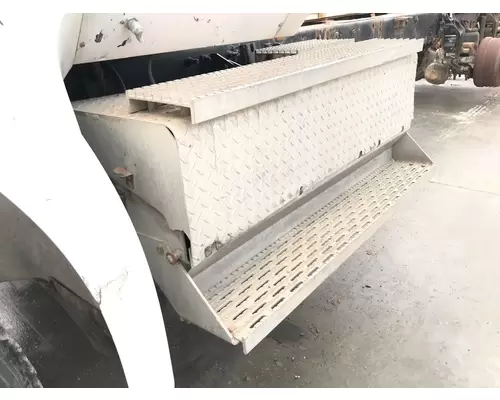 Battery Box International 9200 Vander Haags Inc Cb