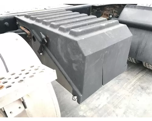 Battery Box International 9200 Vander Haags Inc Cb