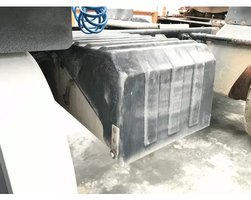 Battery Box International 9200 Vander Haags Inc Cb