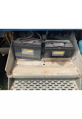 International 9200 Battery Box