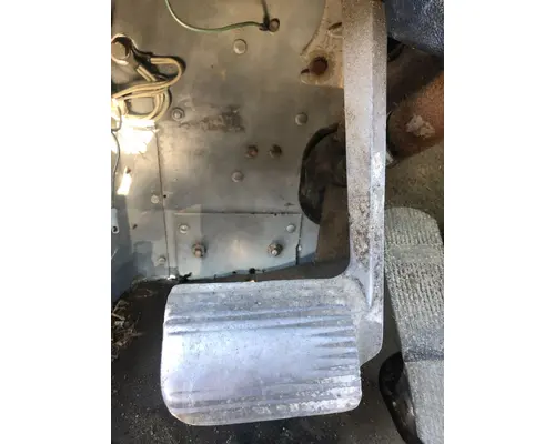 International 9200 Body, Misc. Parts