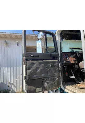 International 9200 Body, Misc. Parts