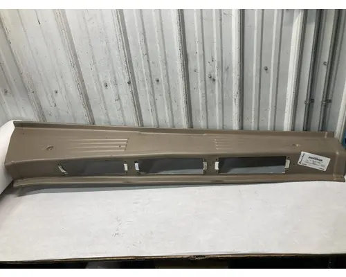 International 9200 Body, Misc. Parts