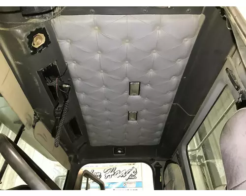 International 9200 Body, Misc. Parts