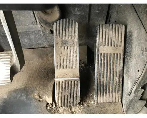 International 9200 Body, Misc. Parts