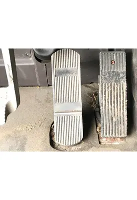 International 9200 Body, Misc. Parts