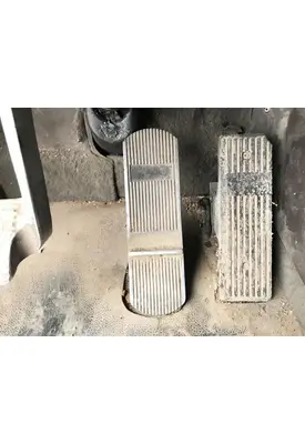 International 9200 Body, Misc. Parts