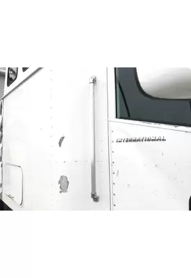 International 9200 Body, Misc. Parts