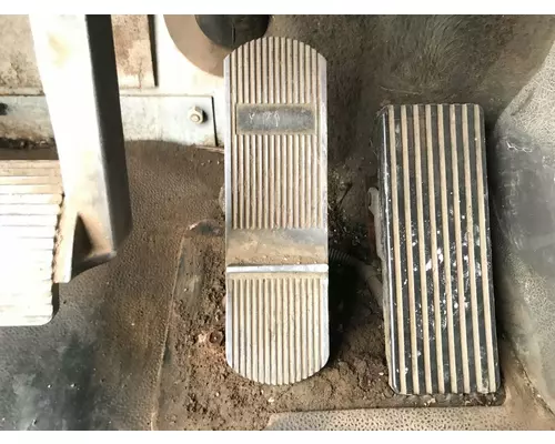 International 9200 Body, Misc. Parts