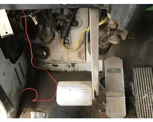 International 9200 Body, Misc. Parts