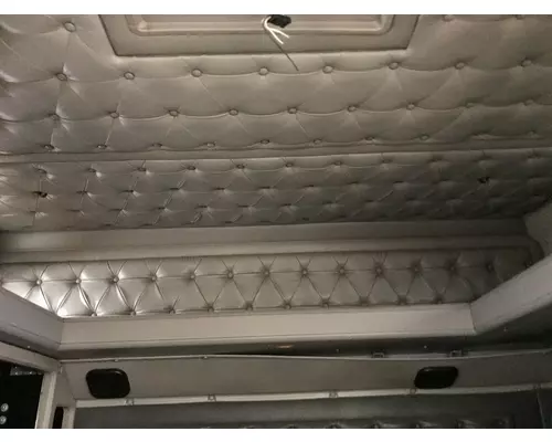 International 9200 Body, Misc. Parts