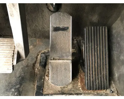 International 9200 Body, Misc. Parts