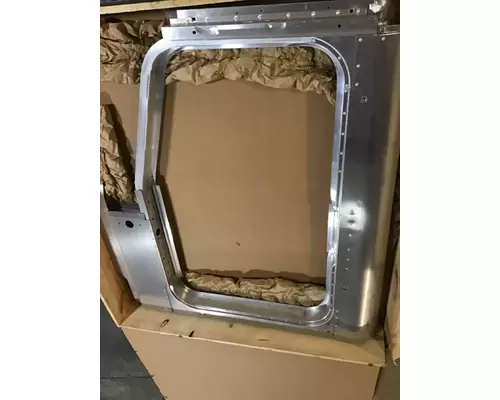 Body Parts, Misc. INTERNATIONAL 9200 Marshfield Transportation Products