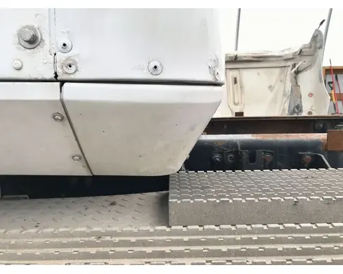 International 9200 Cab Assembly