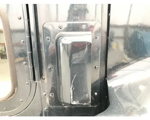 International 9200 Cab Assembly