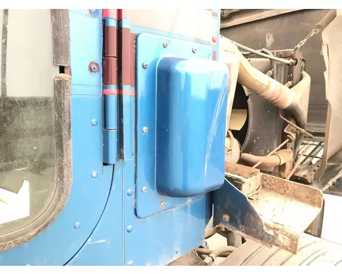 International 9200 Cab Misc. Exterior Parts