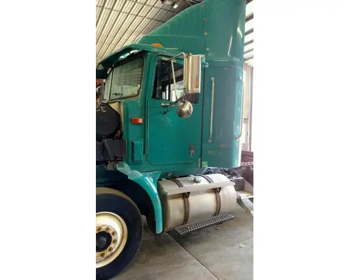 Cab INTERNATIONAL 9200 J &amp; M Truck Sales