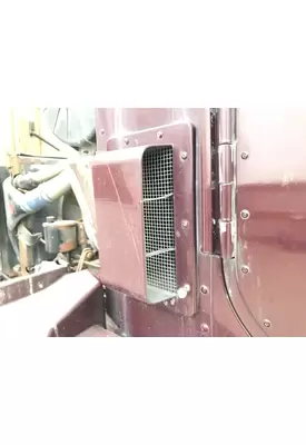 International 9200 Cowl