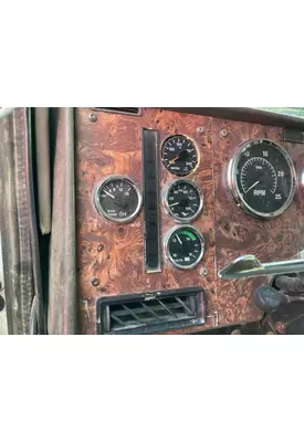 International 9200 Dash Assembly